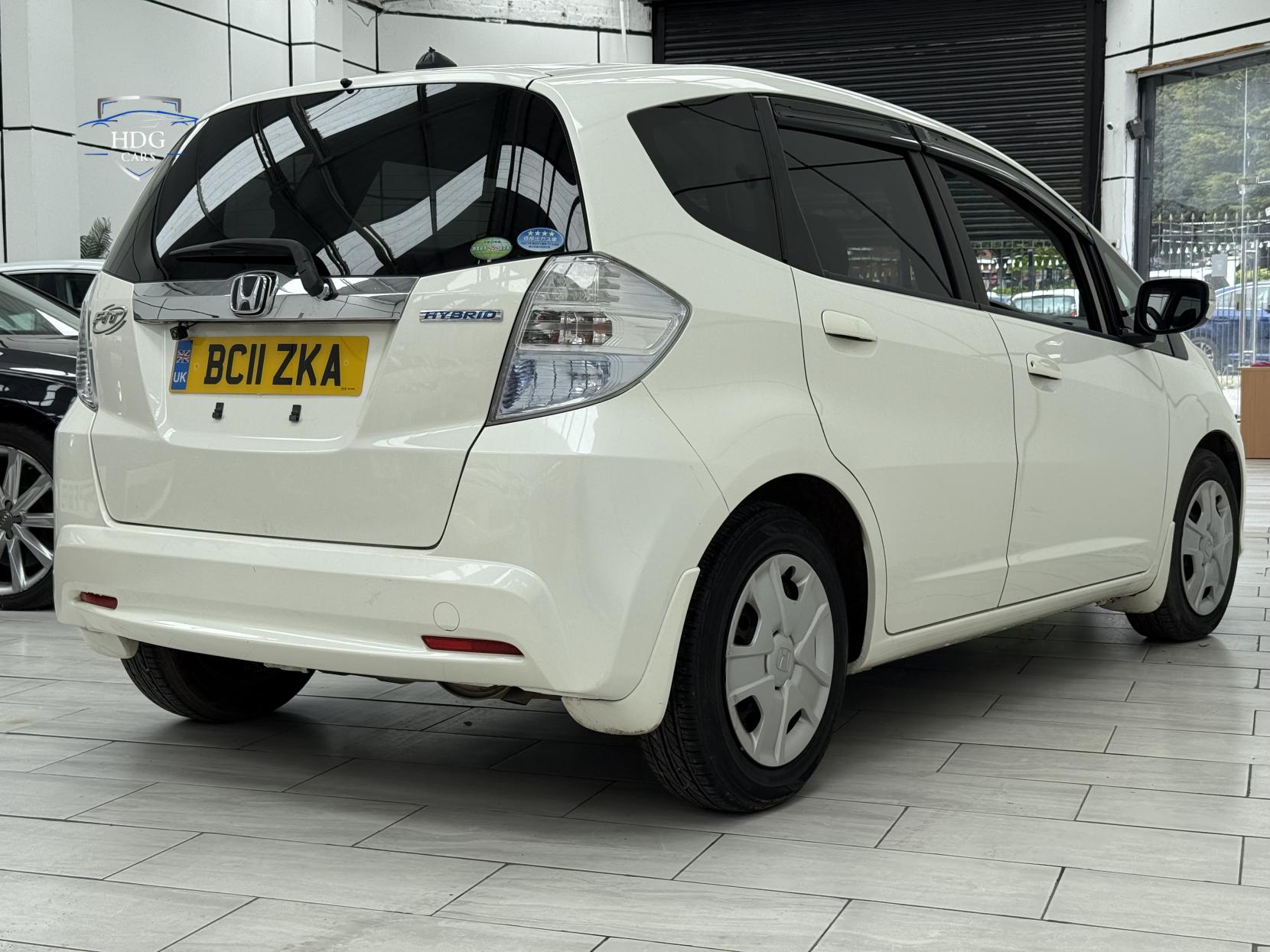 Honda Jazz 1.3h IMA HS-T Hatchback 5dr Petrol Hybrid CVT Euro 5 (102 ps)