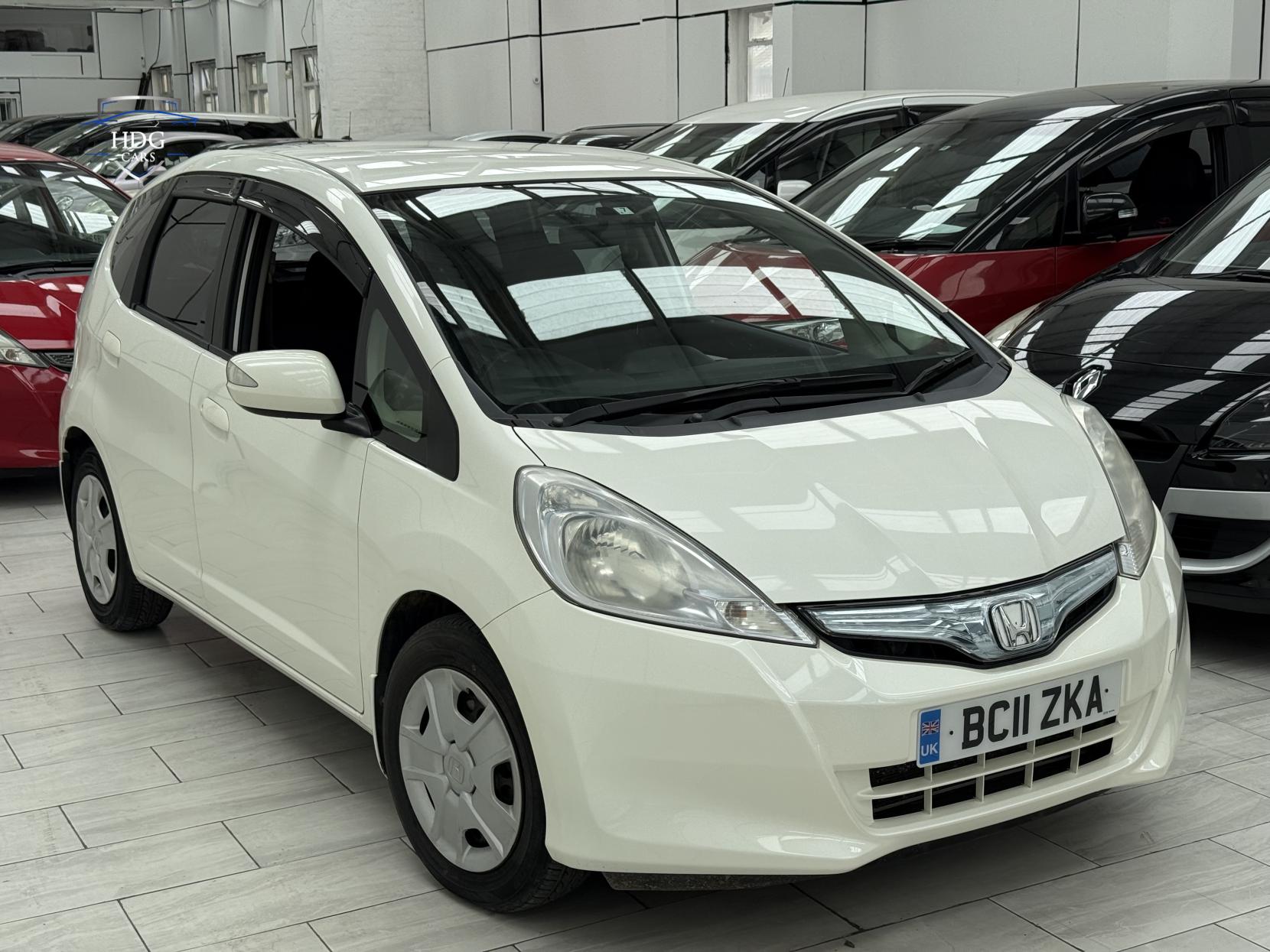 Honda Jazz 1.3h IMA HS-T Hatchback 5dr Petrol Hybrid CVT Euro 5 (102 ps)