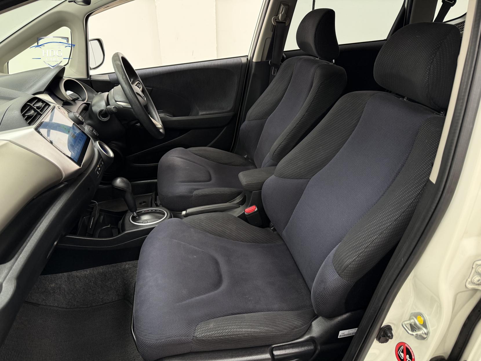 Honda Jazz 1.3h IMA HS-T Hatchback 5dr Petrol Hybrid CVT Euro 5 (102 ps)