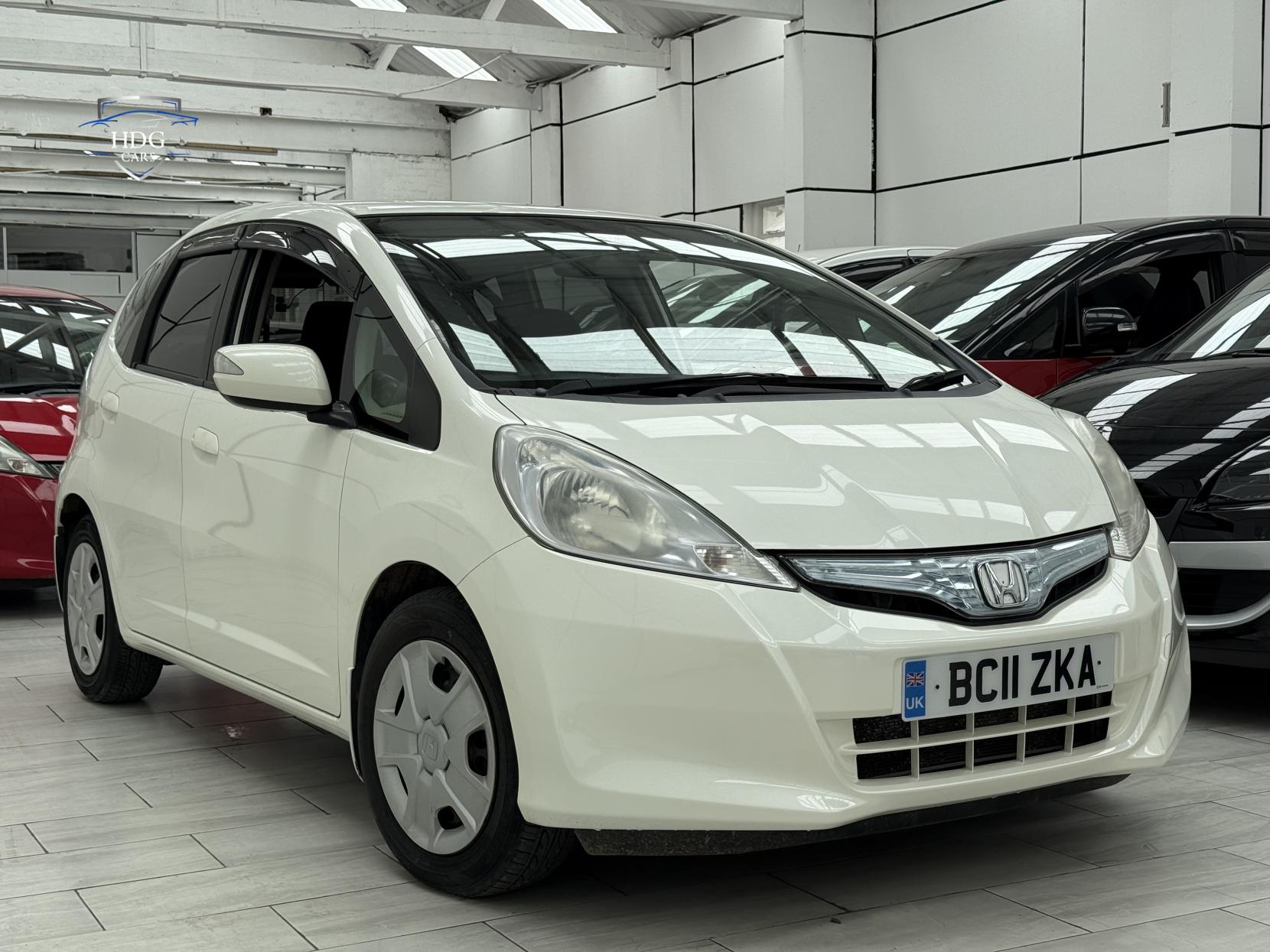 Honda Jazz 1.3h IMA HS-T Hatchback 5dr Petrol Hybrid CVT Euro 5 (102 ps)