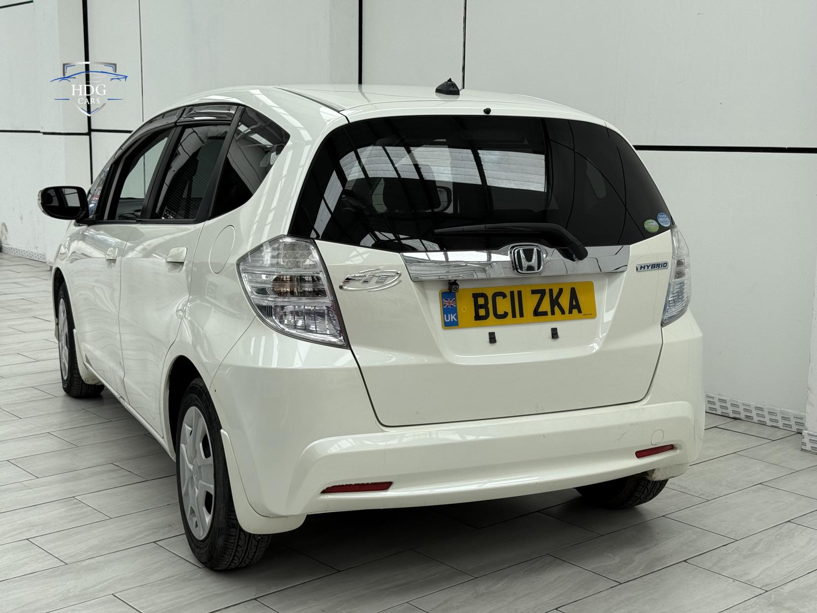 Honda Jazz 1.3h IMA HS-T Hatchback 5dr Petrol Hybrid CVT Euro 5 (102 ps)