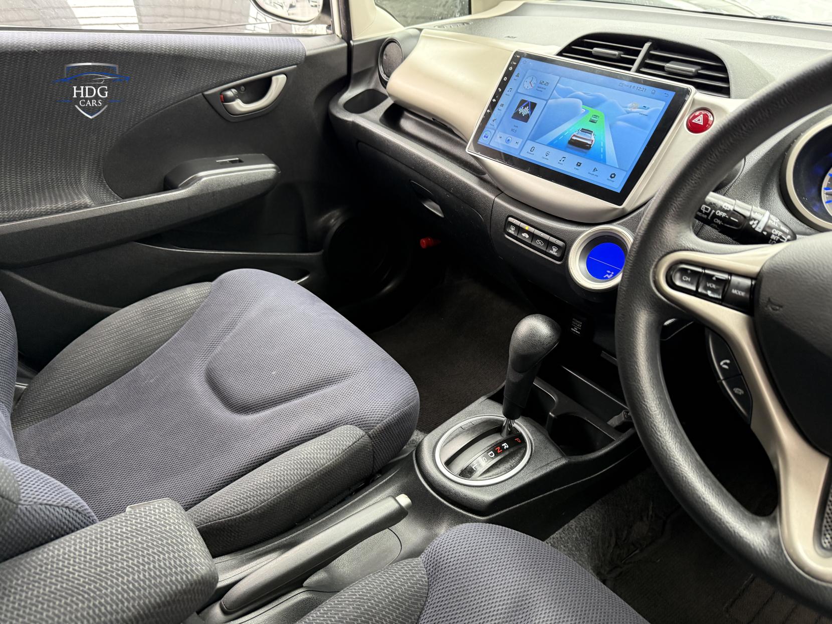 Honda Jazz 1.3h IMA HS-T Hatchback 5dr Petrol Hybrid CVT Euro 5 (102 ps)