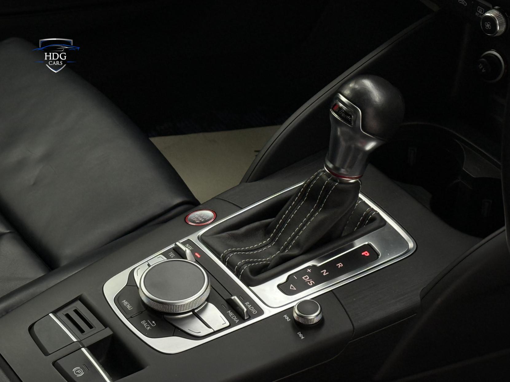 Audi S3 2.0 TFSI Sportback 5dr Petrol S Tronic quattro Euro 6 (s/s) (Nav) (300 ps)