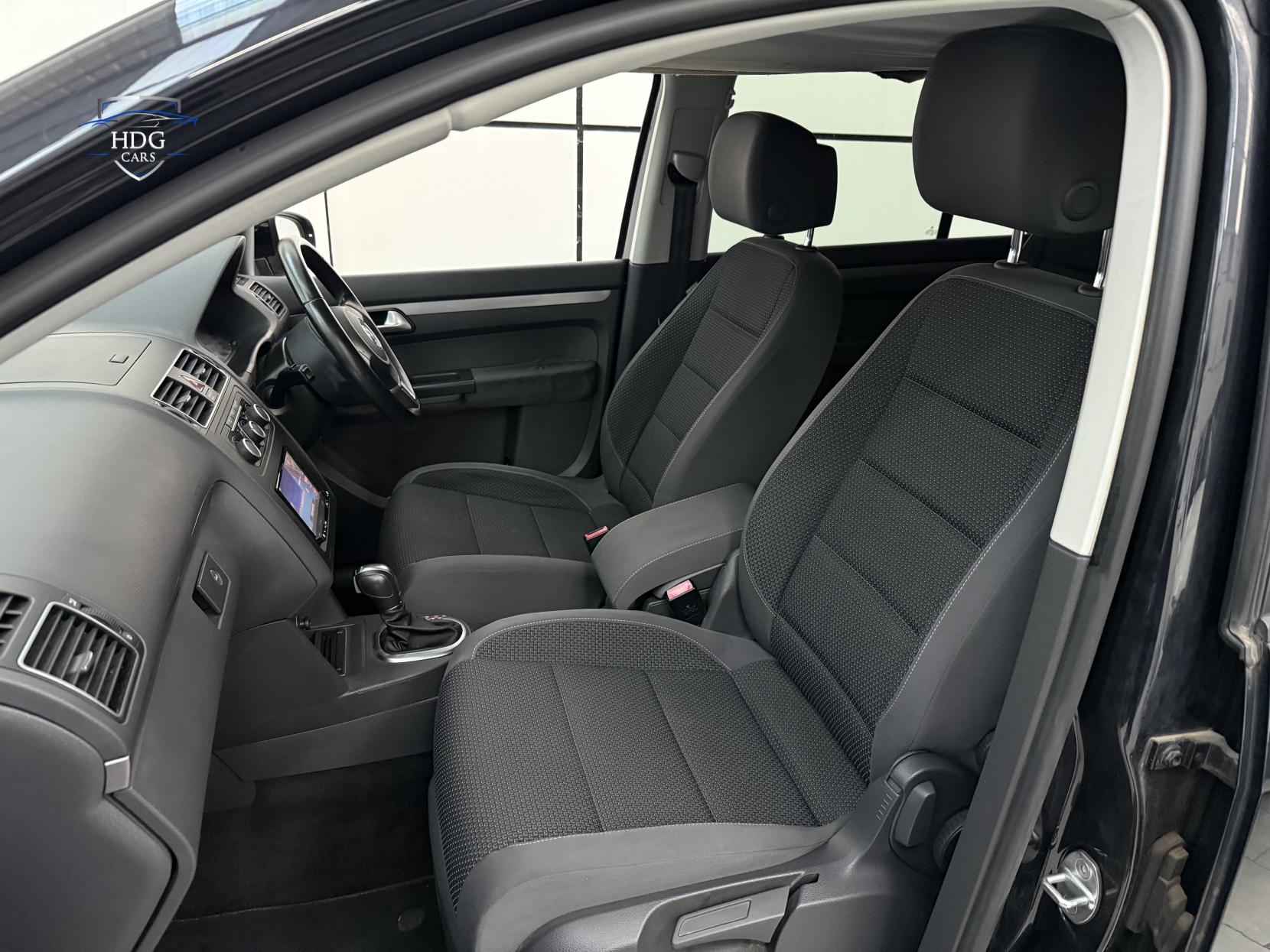 Volkswagen Touran 1.4 TSI SE MPV 5dr Petrol DSG Euro 5 (140 ps)