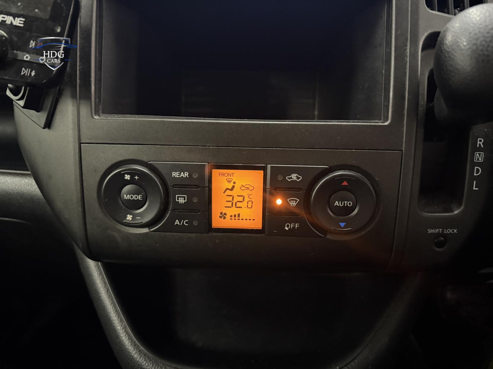 Nissan Serena 8 Seats-Automatic-petrol