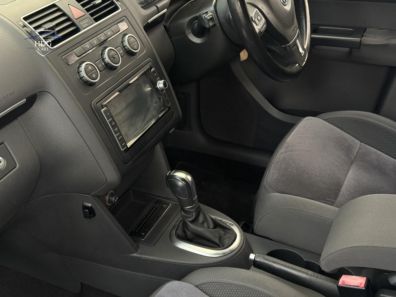 Volkswagen Touran 1.4 TSI SE MPV 5dr Petrol DSG Euro 5 (140 ps)