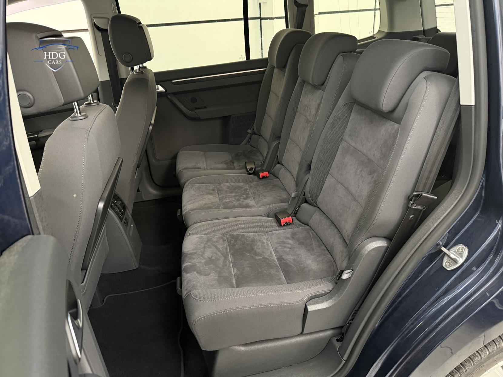 Volkswagen Touran 1.4 TSI SE MPV 5dr Petrol DSG Euro 5 (140 ps)