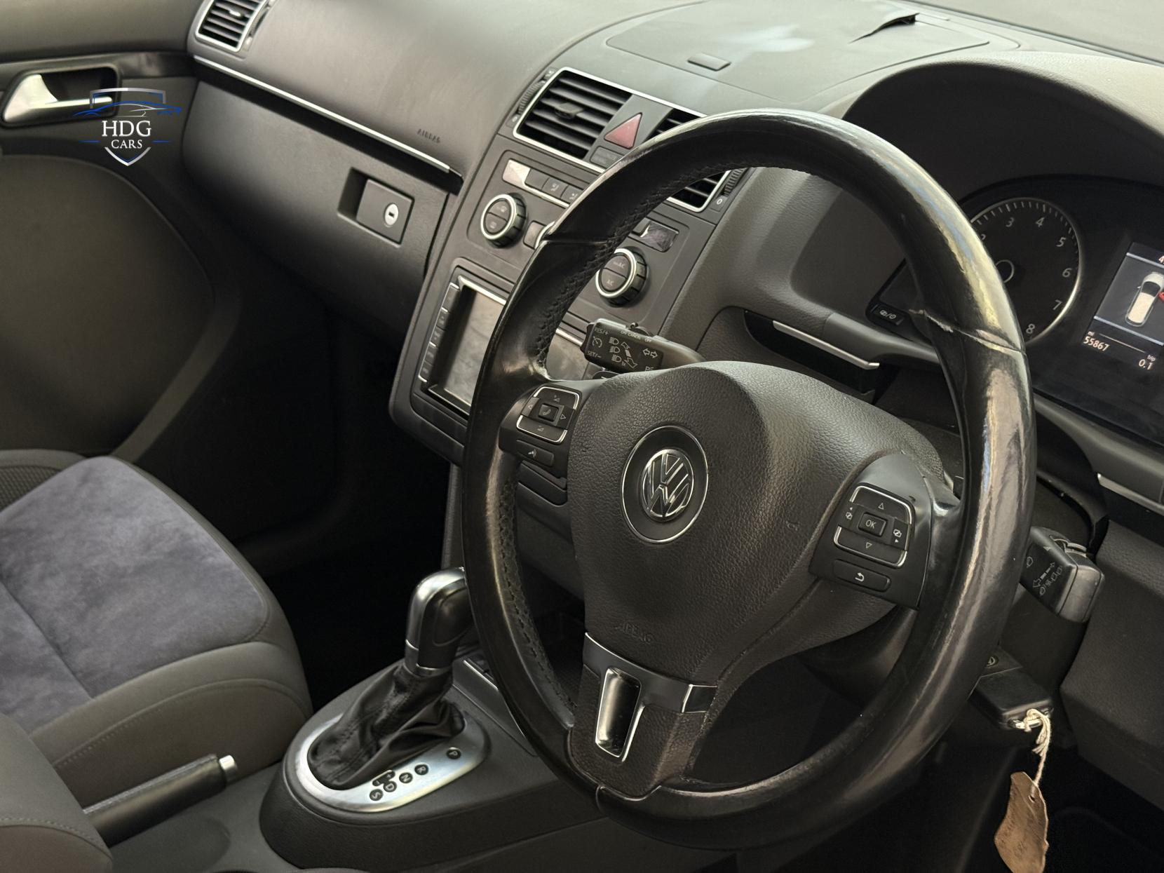 Volkswagen Touran 1.4 TSI SE MPV 5dr Petrol DSG Euro 5 (140 ps)
