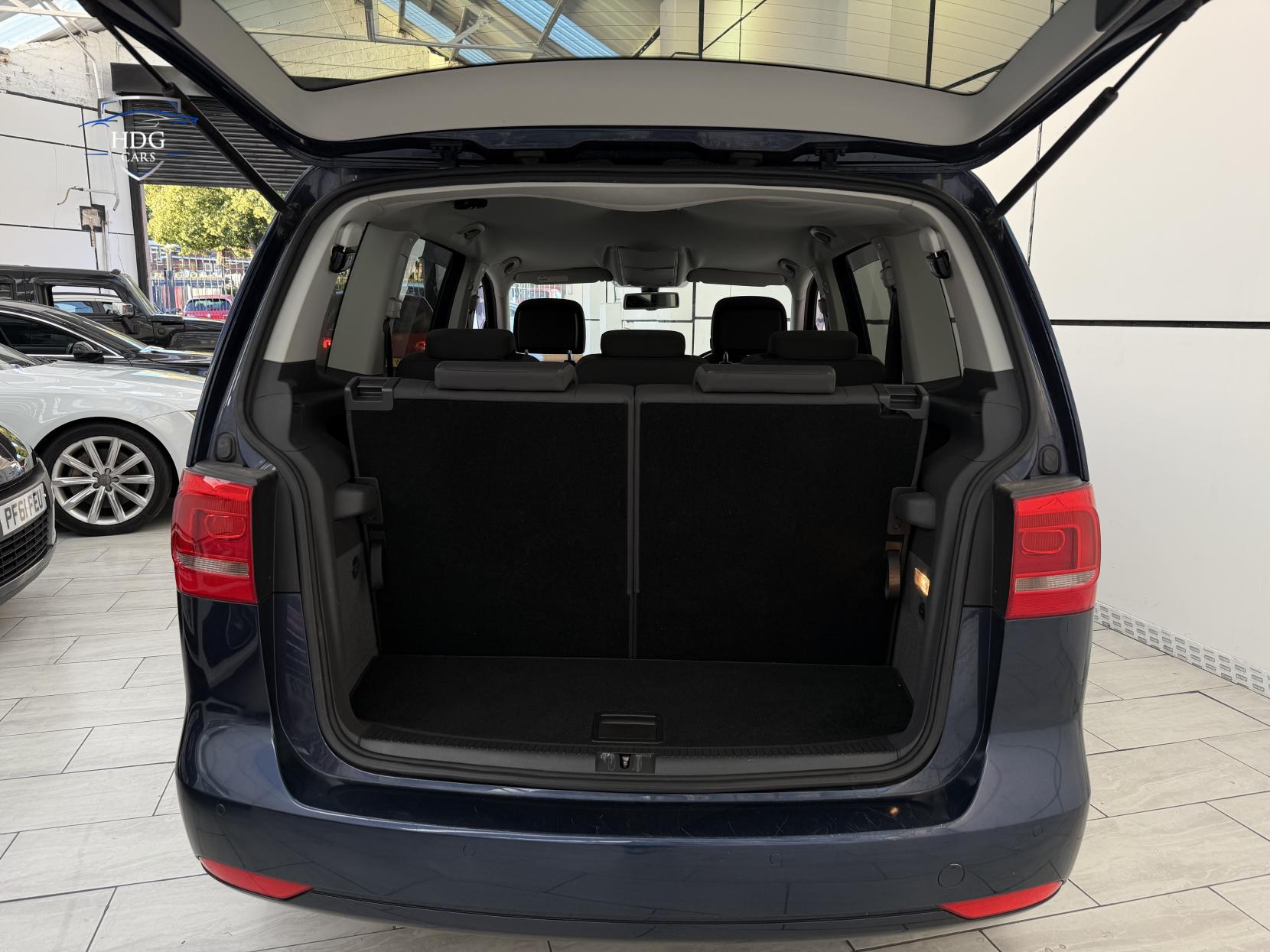 Volkswagen Touran 1.4 TSI SE MPV 5dr Petrol DSG Euro 5 (140 ps)