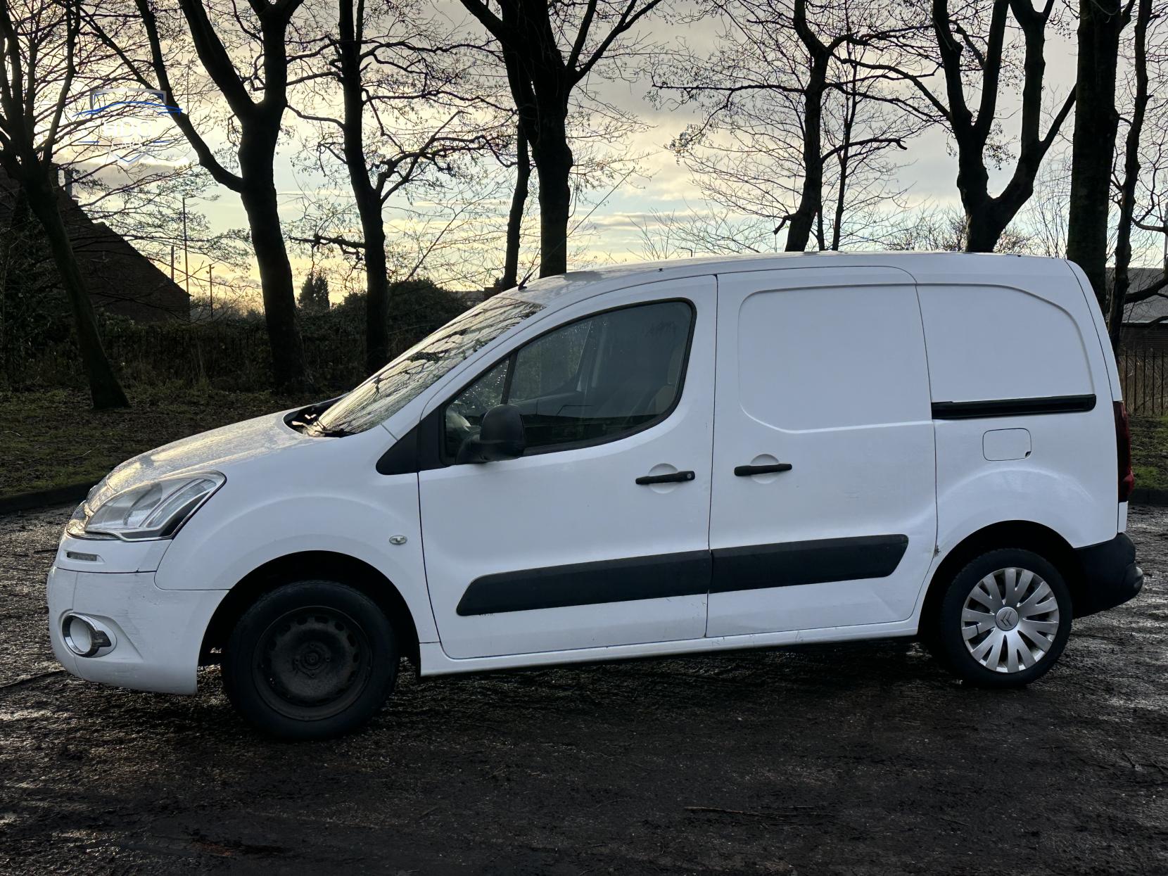 Citroen Berlingo 1.6 HDi 625 Enterprise Panel Van 5dr Diesel Manual L1 (Euro 5) (133 g/km, 75 bhp)