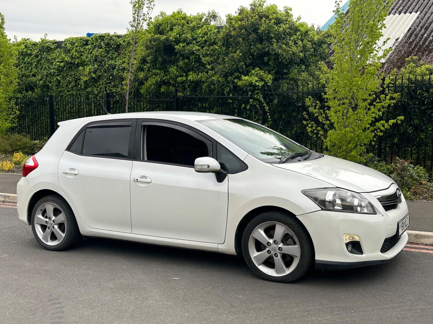 Toyota Auris 1.8 VVT-h T Spirit CVT Euro 5 (s/s) 5dr