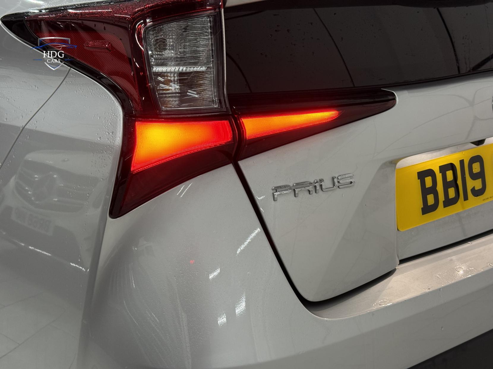 Toyota Prius 1.8 VVT-h Excel Hatchback 5dr Petrol Hybrid CVT Euro 6 (s/s) (15in Alloy) (122 ps)
