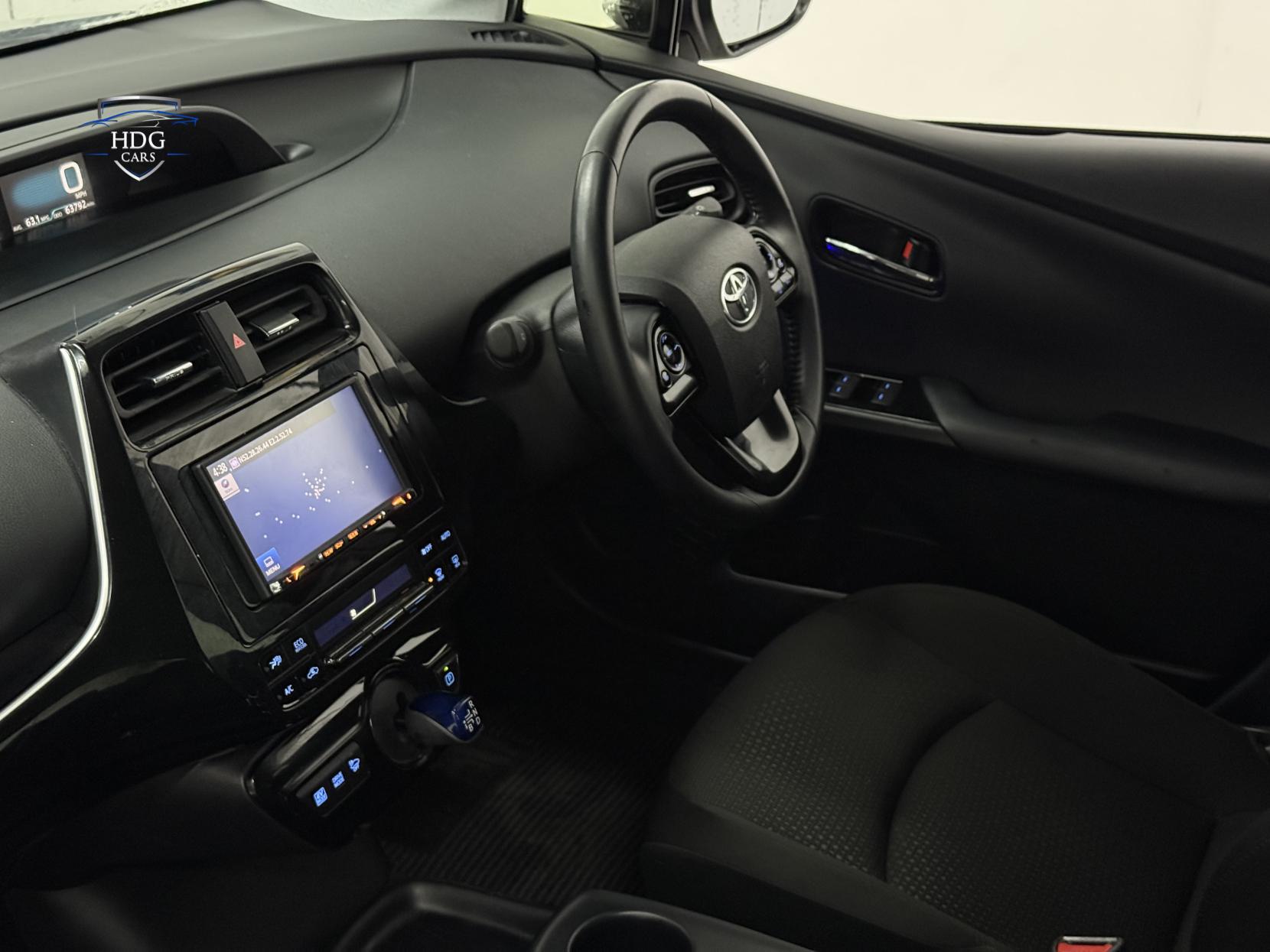 Toyota Prius 1.8 VVT-h Excel Hatchback 5dr Petrol Hybrid CVT Euro 6 (s/s) (15in Alloy) (122 ps)