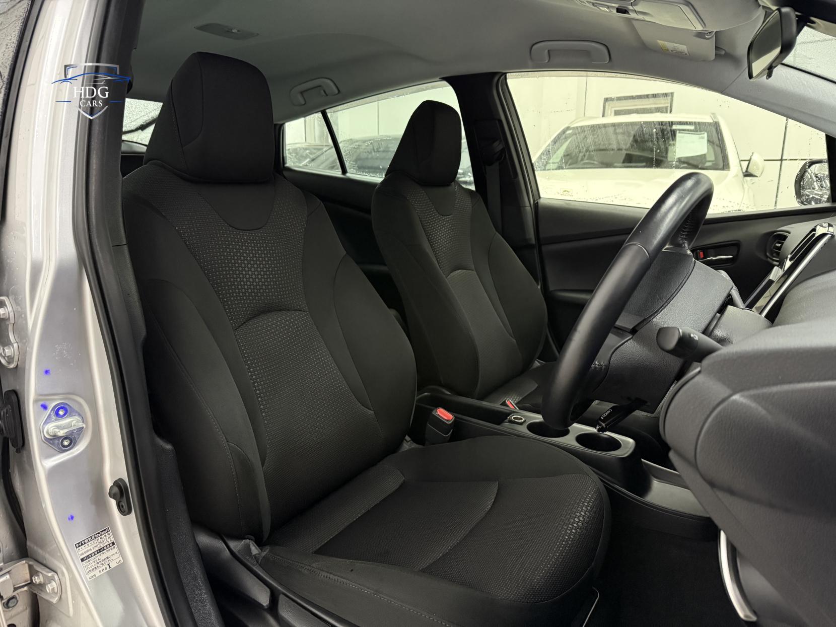 Toyota Prius 1.8 VVT-h Excel Hatchback 5dr Petrol Hybrid CVT Euro 6 (s/s) (15in Alloy) (122 ps)