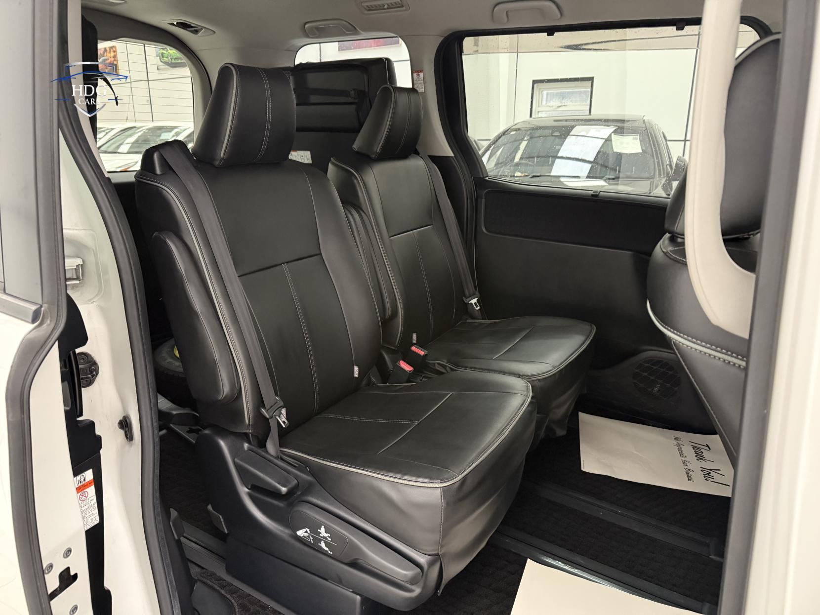 Toyota Voxy 1.8 Excel 2016