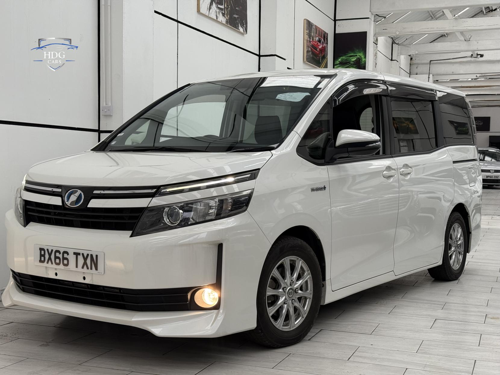 Toyota Voxy 1.8 Excel 2016