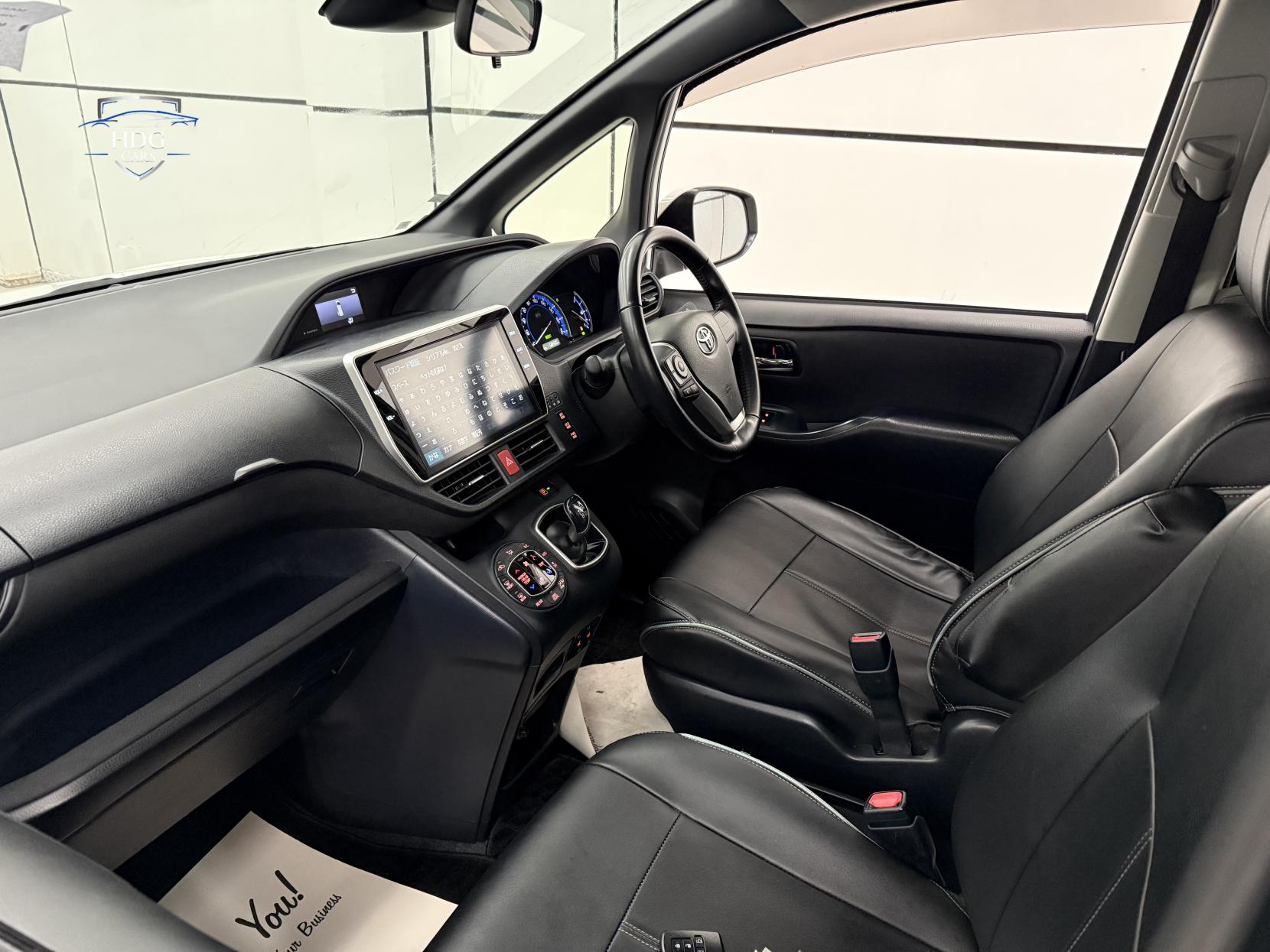 Toyota Voxy 1.8 Excel 2016