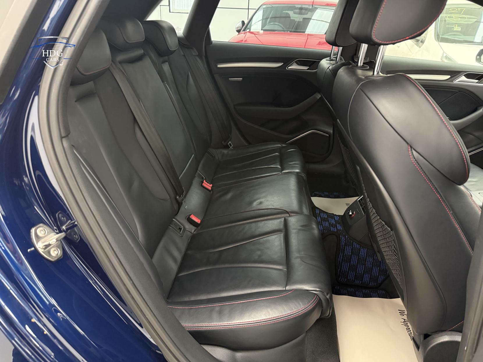 Audi S3 2.0 TFSI Sportback 5dr Petrol S Tronic quattro Euro 6 (s/s) (Nav) (300 ps)