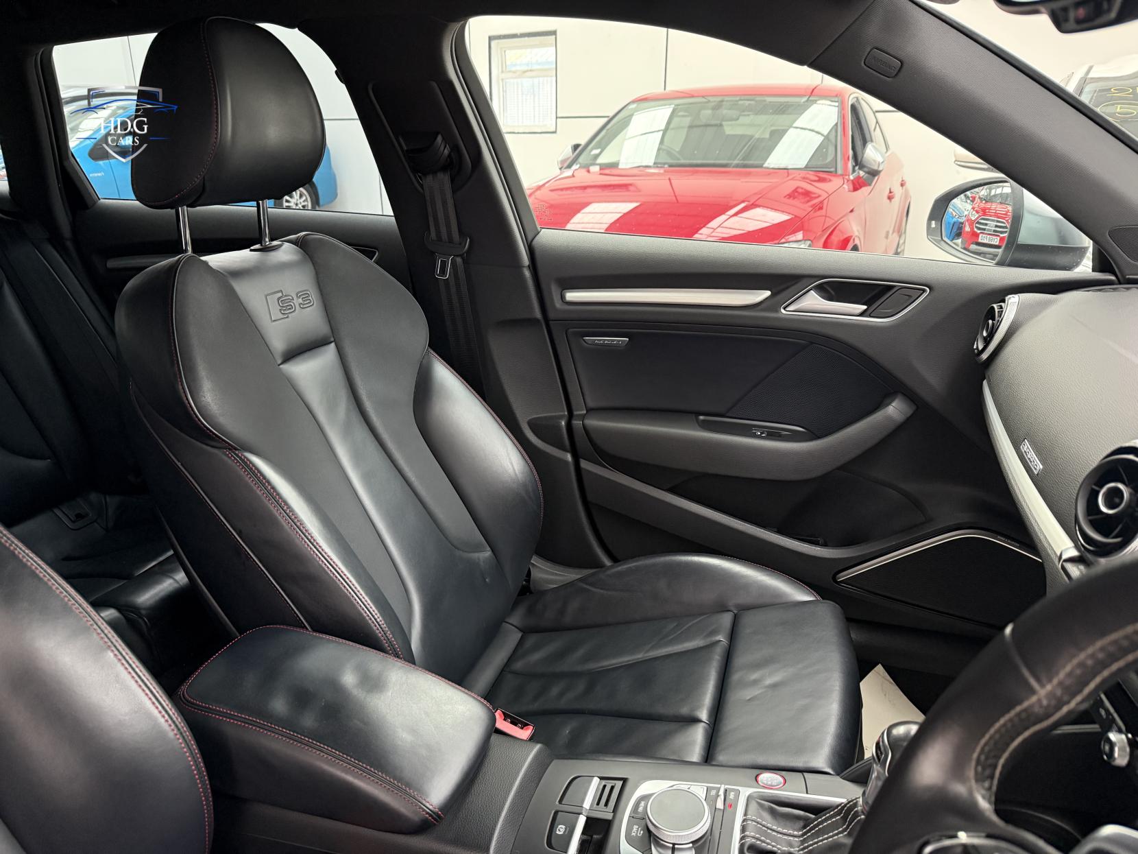 Audi S3 2.0 TFSI Sportback 5dr Petrol S Tronic quattro Euro 6 (s/s) (Nav) (300 ps)