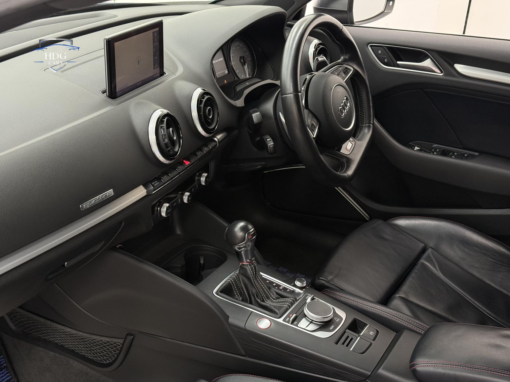 Audi S3 2.0 TFSI Sportback 5dr Petrol S Tronic quattro Euro 6 (s/s) (Nav) (300 ps)