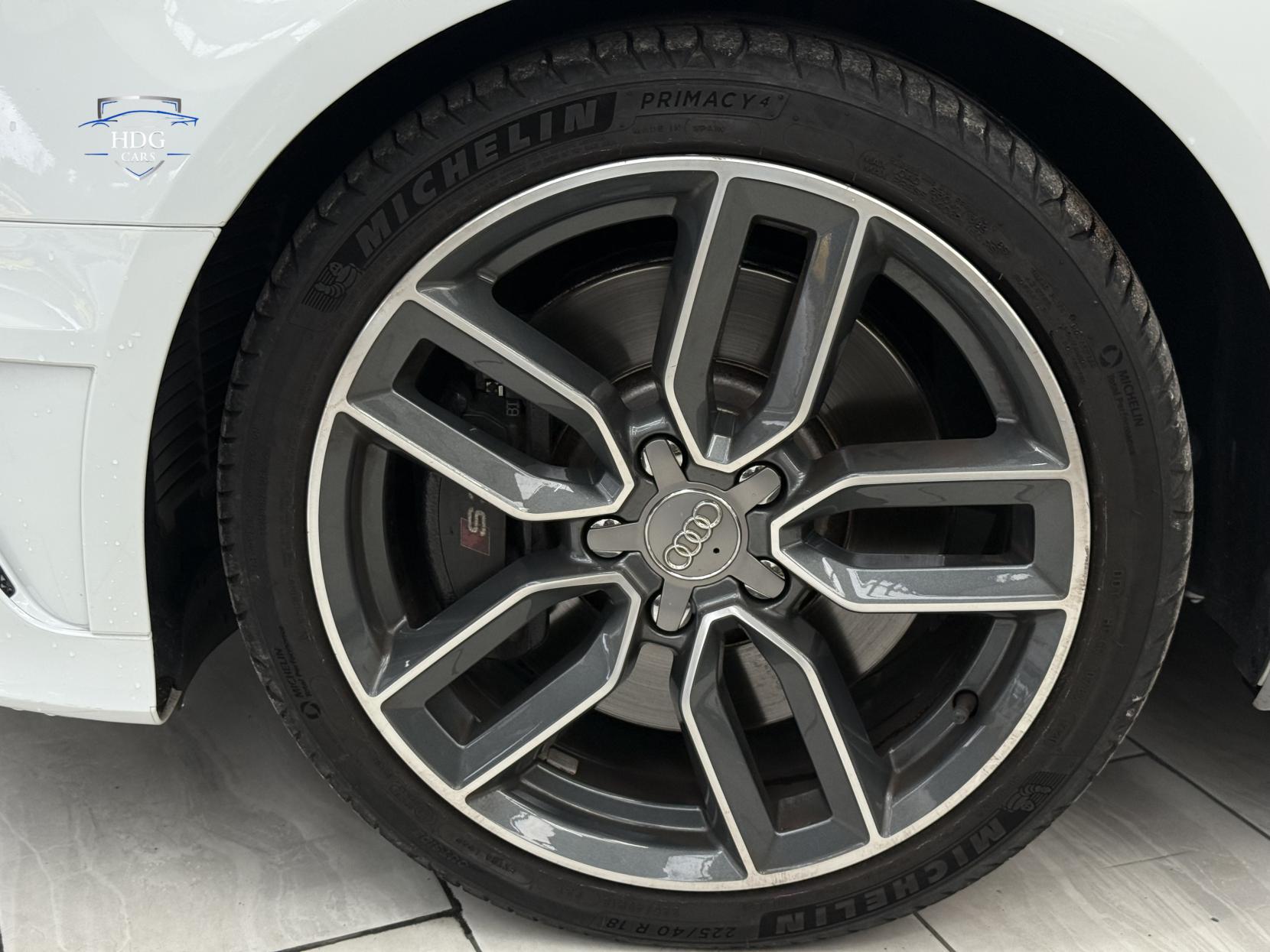 Audi S3 2.0 TFSI Sportback 5dr Petrol S Tronic quattro Euro 6 (s/s) (Nav) (300 ps)