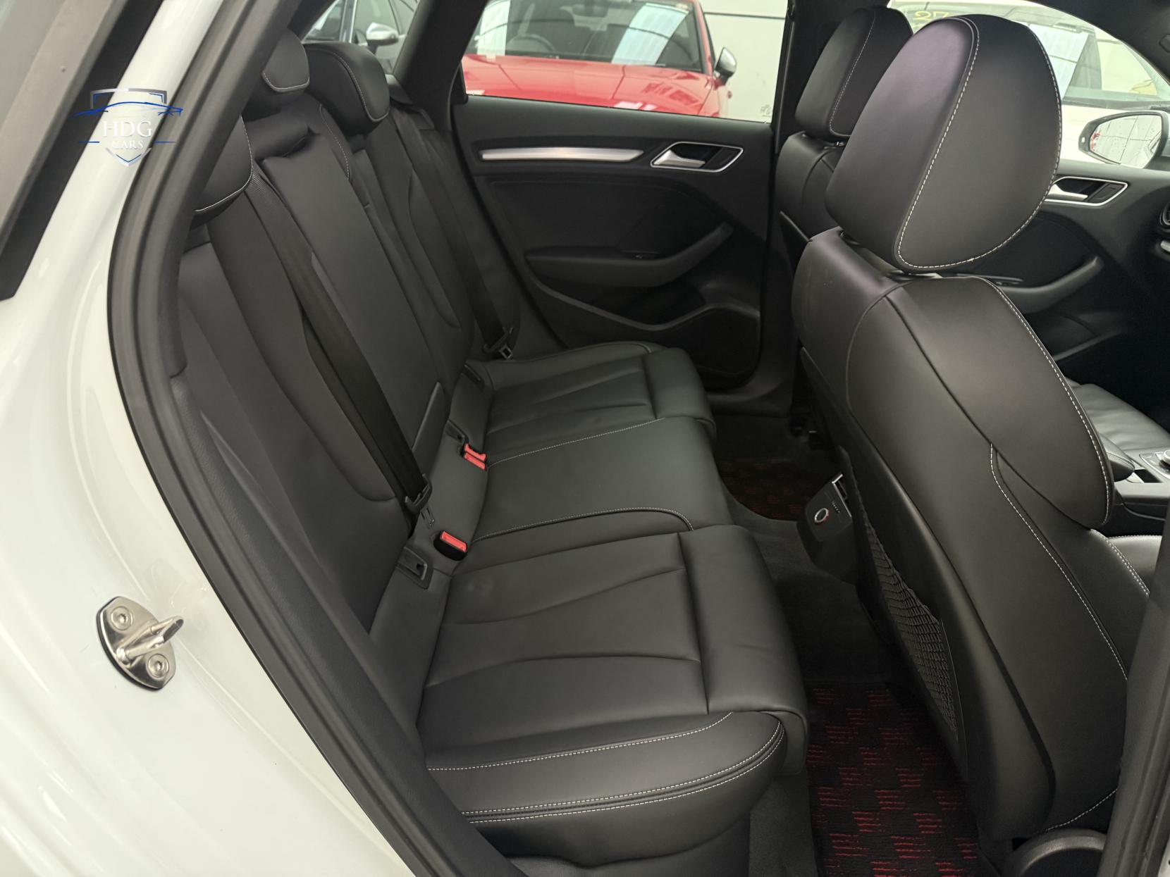 Audi S3 2.0 TFSI Sportback 5dr Petrol S Tronic quattro Euro 6 (s/s) (Nav) (300 ps)