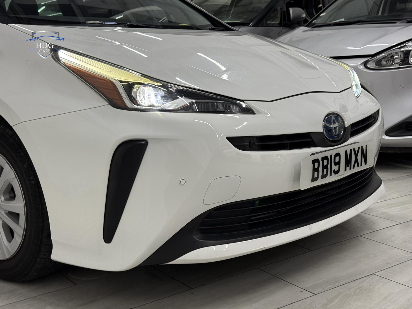 Toyota Prius 1.8 VVT-h Excel Hatchback 5dr Petrol Hybrid CVT Euro 6 (s/s) (15in Alloy) (122 ps)