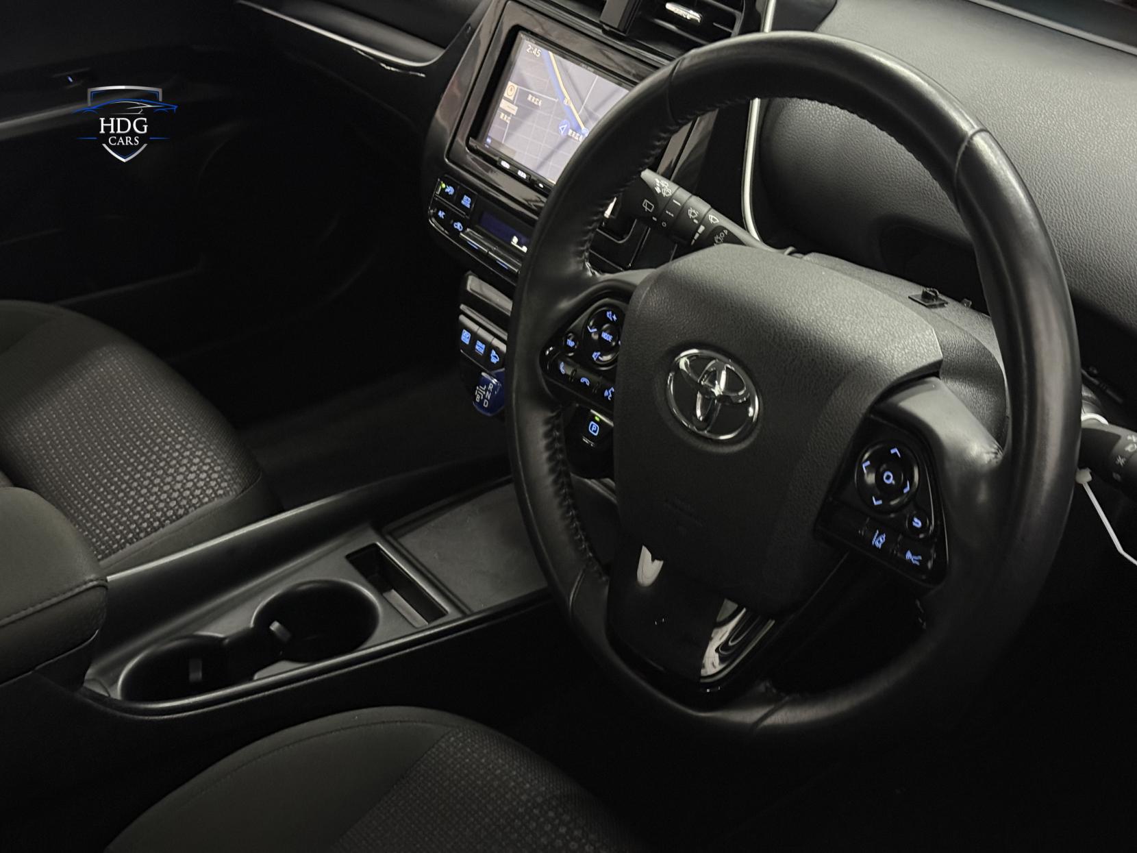 Toyota Prius 1.8 VVT-h Excel Hatchback 5dr Petrol Hybrid CVT Euro 6 (s/s) (15in Alloy) (122 ps)
