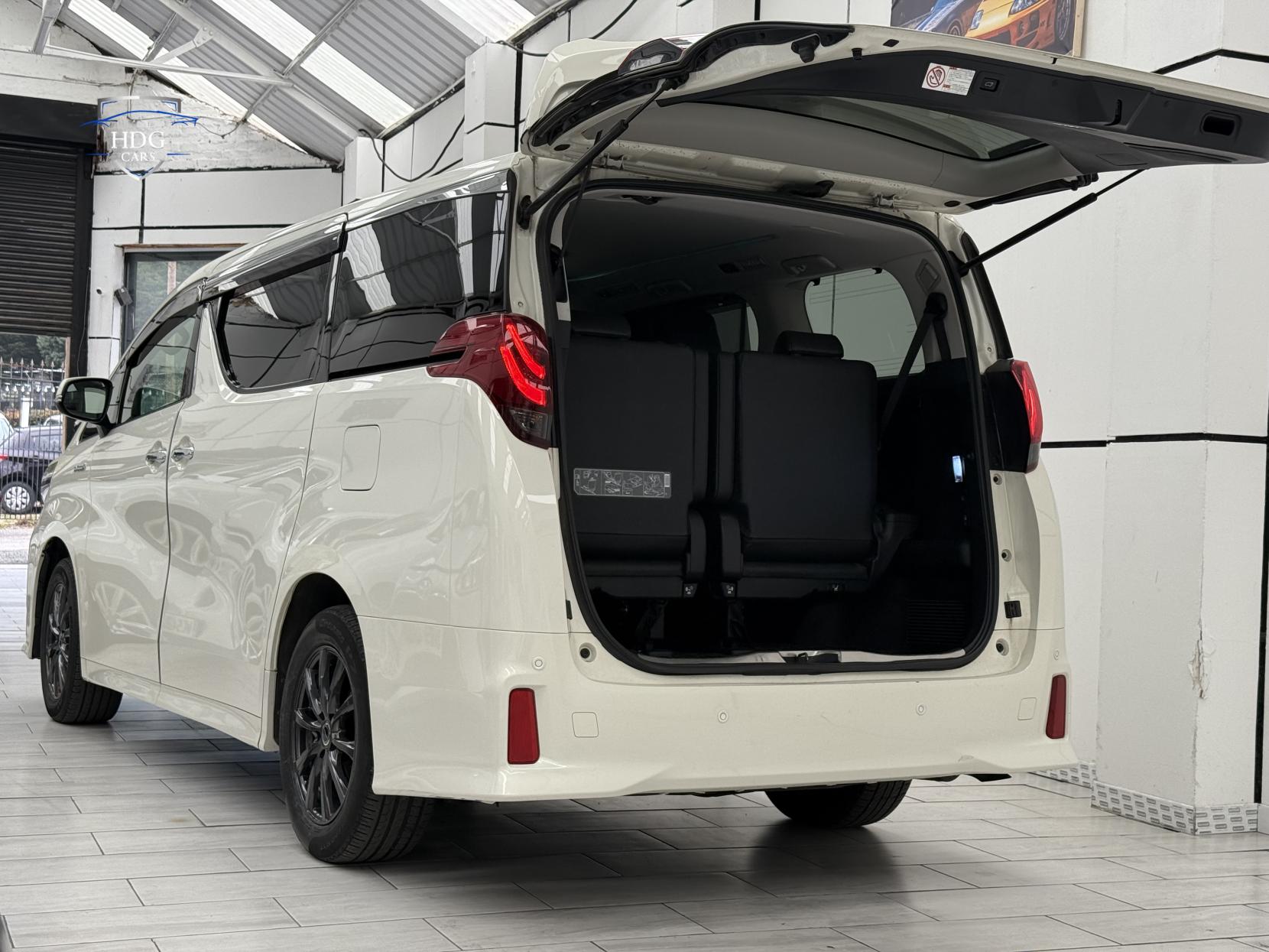 Toyota Alphard 2.5 SR C PACKAGE  2016