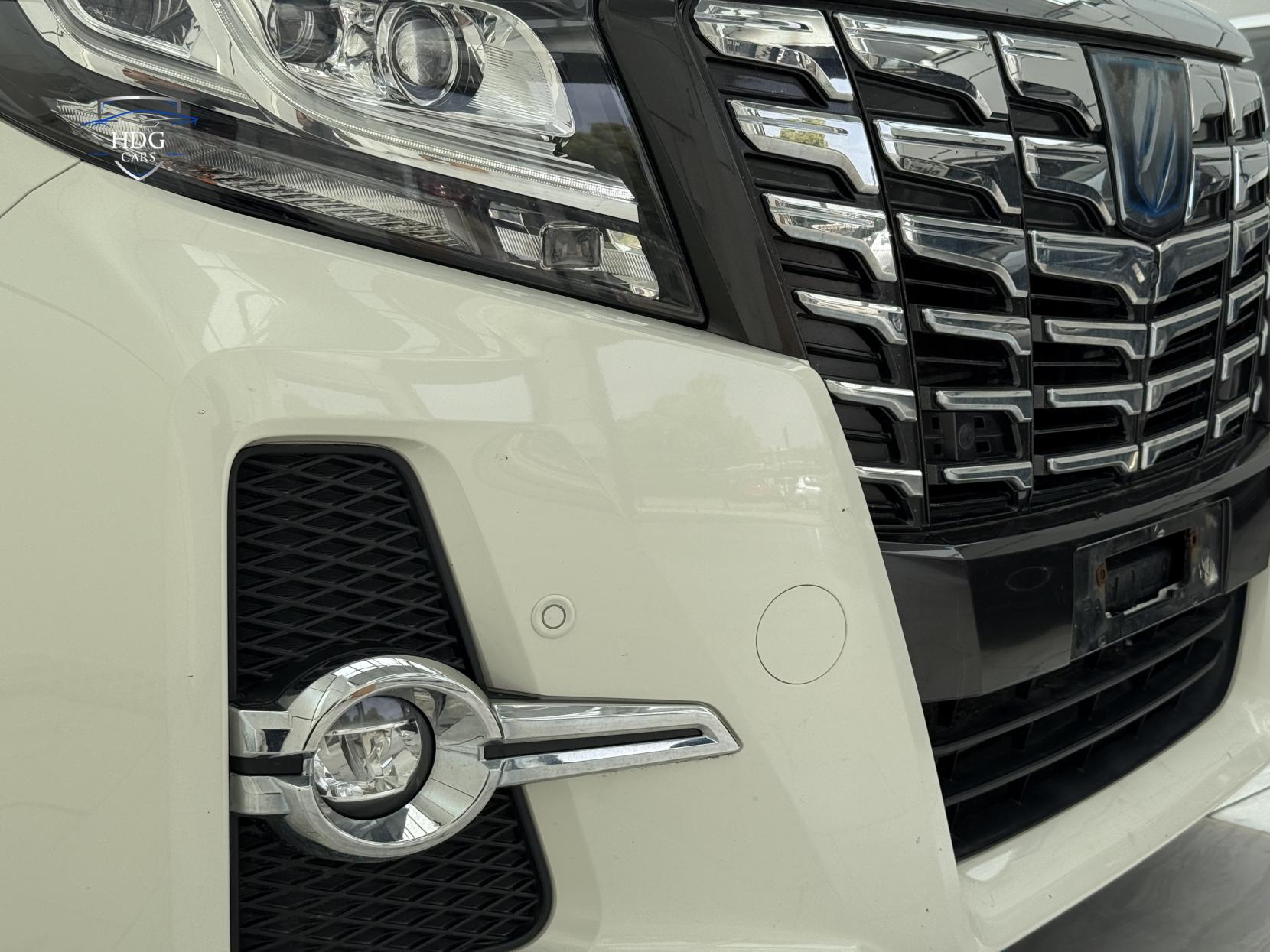 Toyota Alphard 2.5 ZX HYBRID 2016